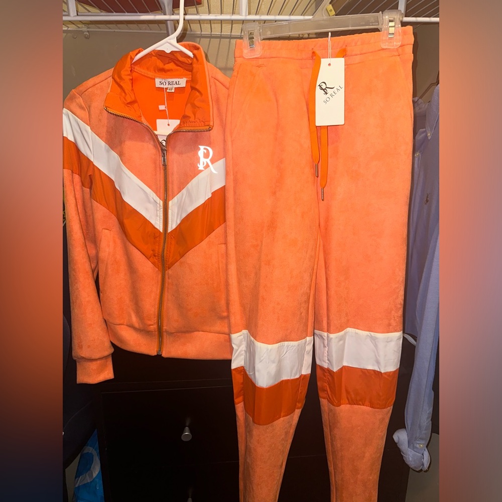 GSUWOO Tracksuit